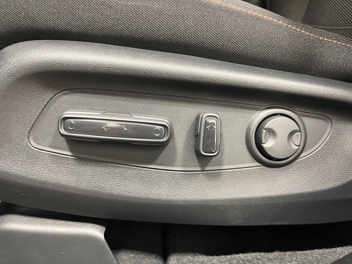 2026 Honda CR-V Hybrid - Image 14