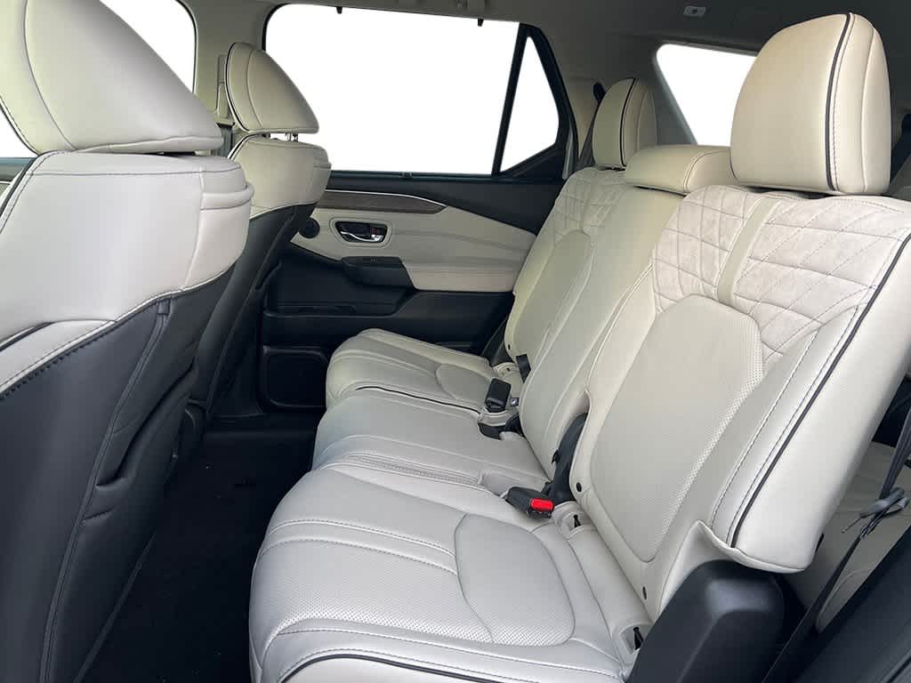 2026 Honda Pilot - Image 23