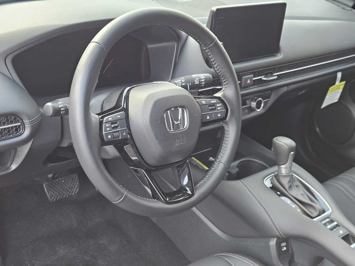 2025 Honda HR-V - Image 2
