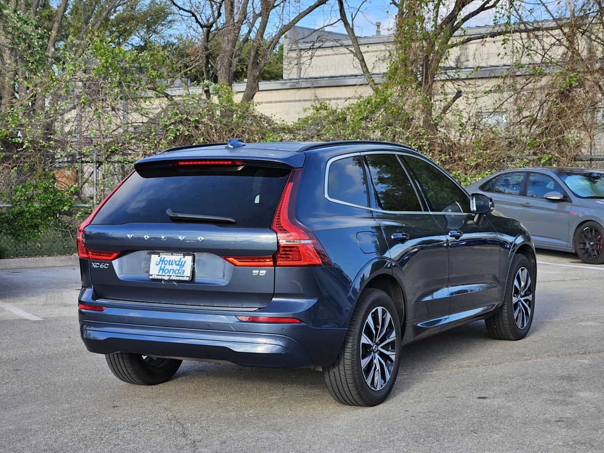 2023 Volvo XC60 - Image 6