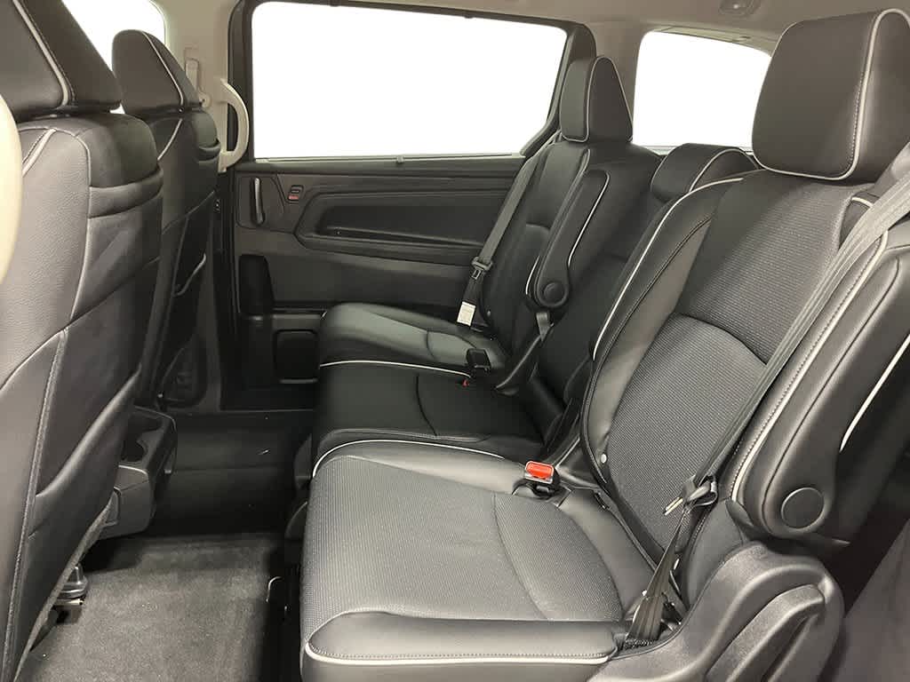 2026 Honda Odyssey - Image 21