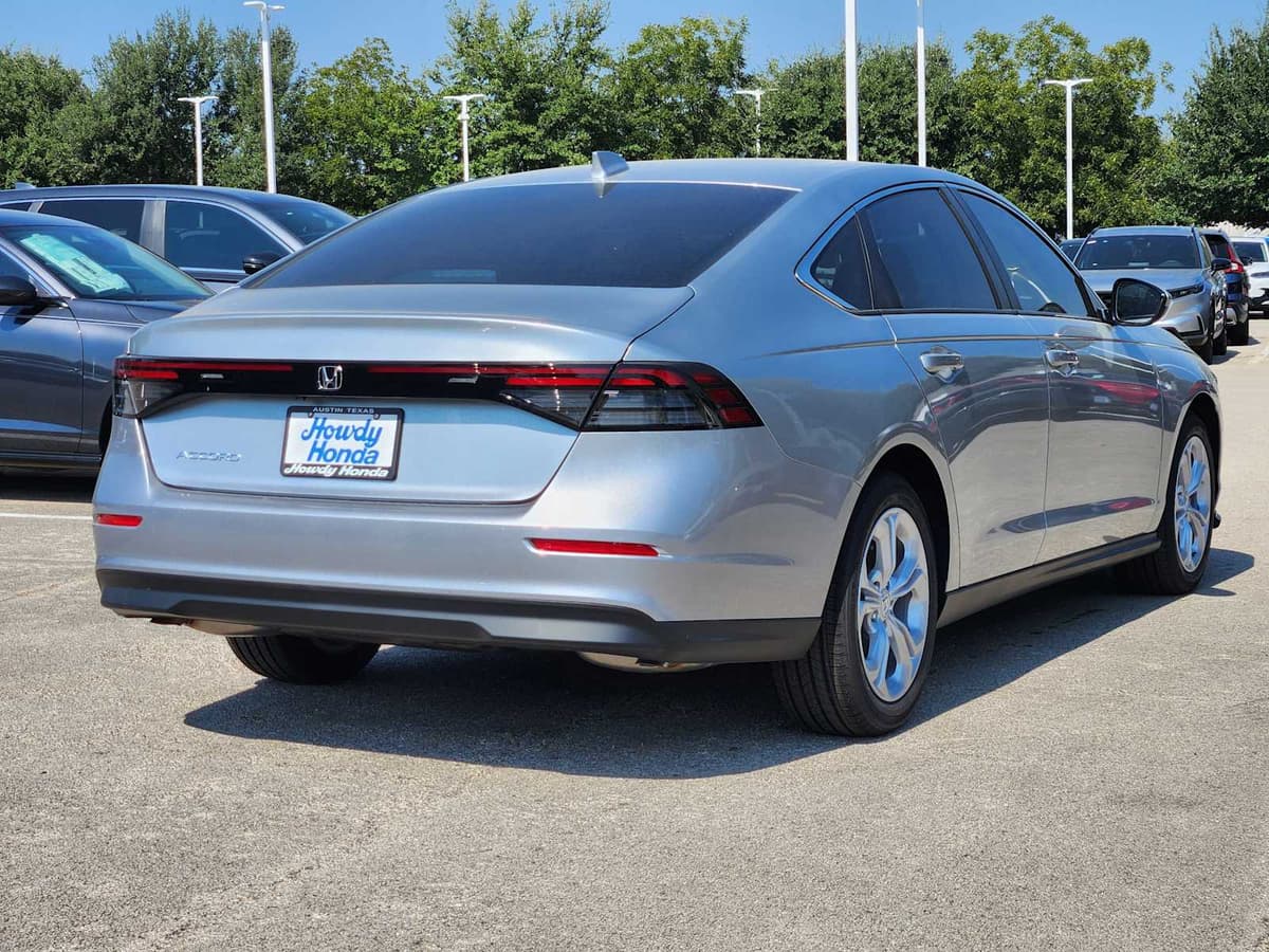 2025 Honda Accord - Image 5