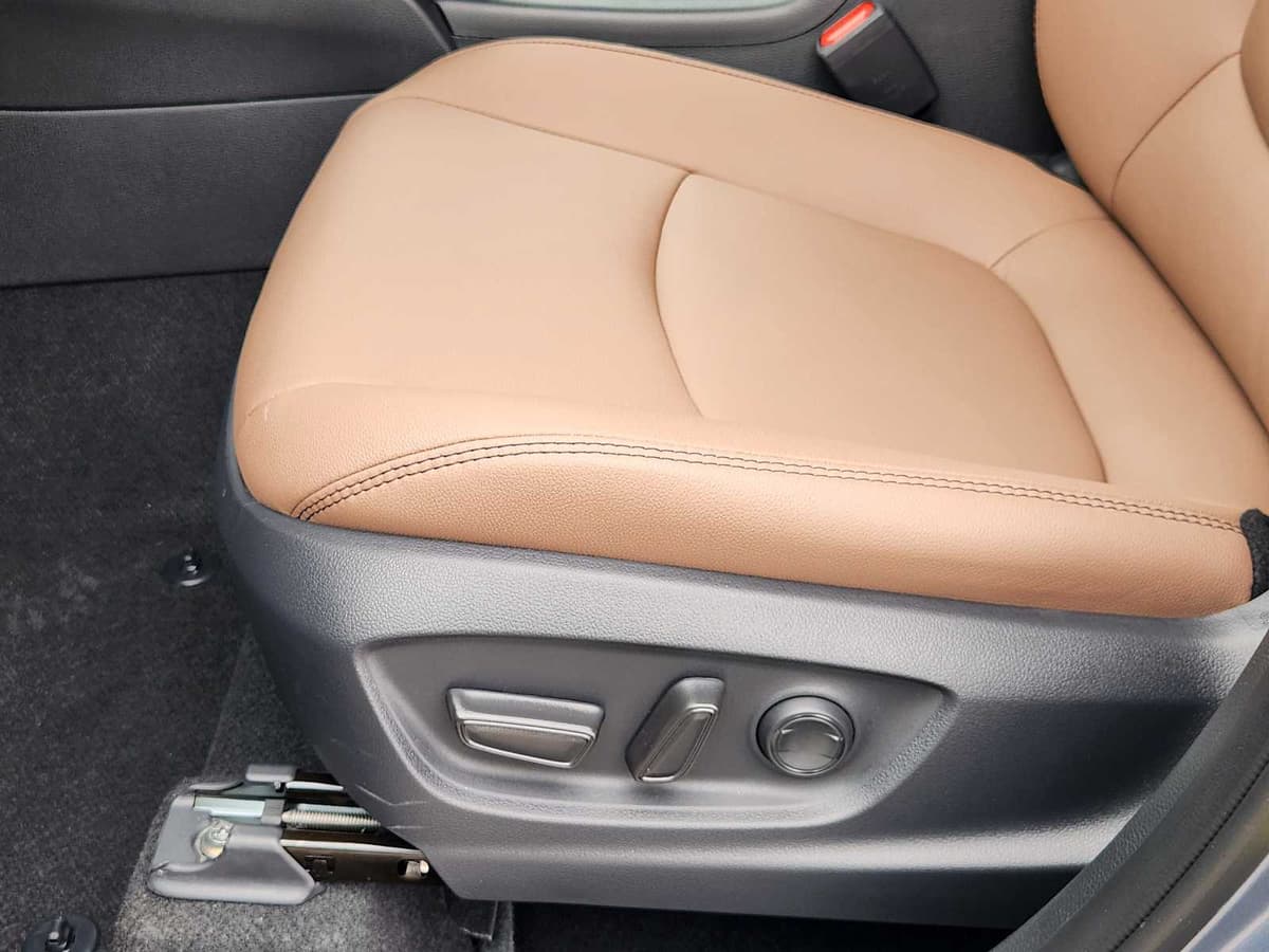 2026 Toyota Corolla Cross - Image 24