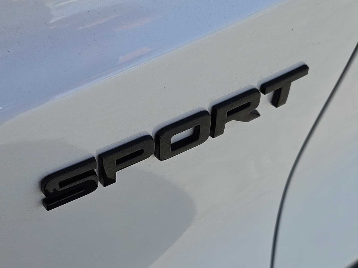 2026 Honda CR-V Hybrid - Image 12