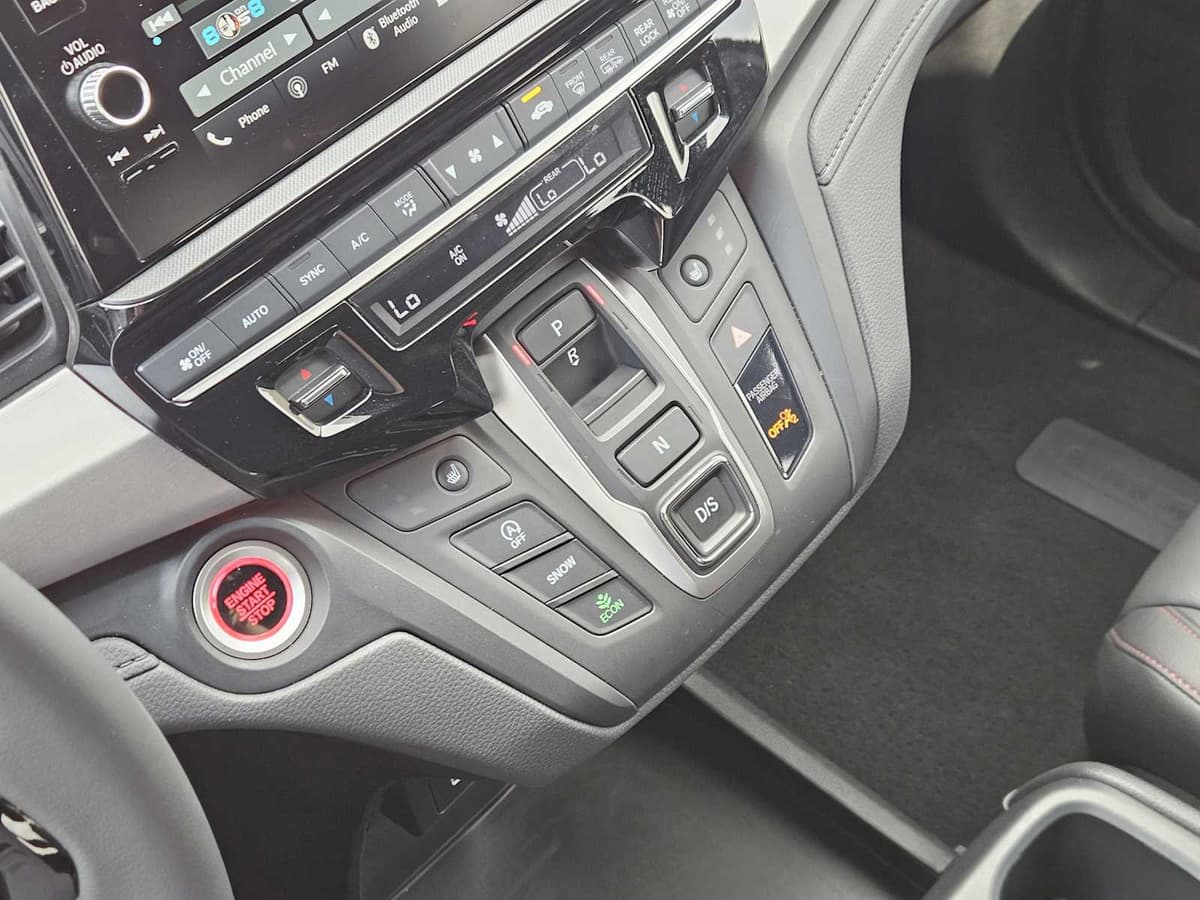 2026 Honda Odyssey - Image 20