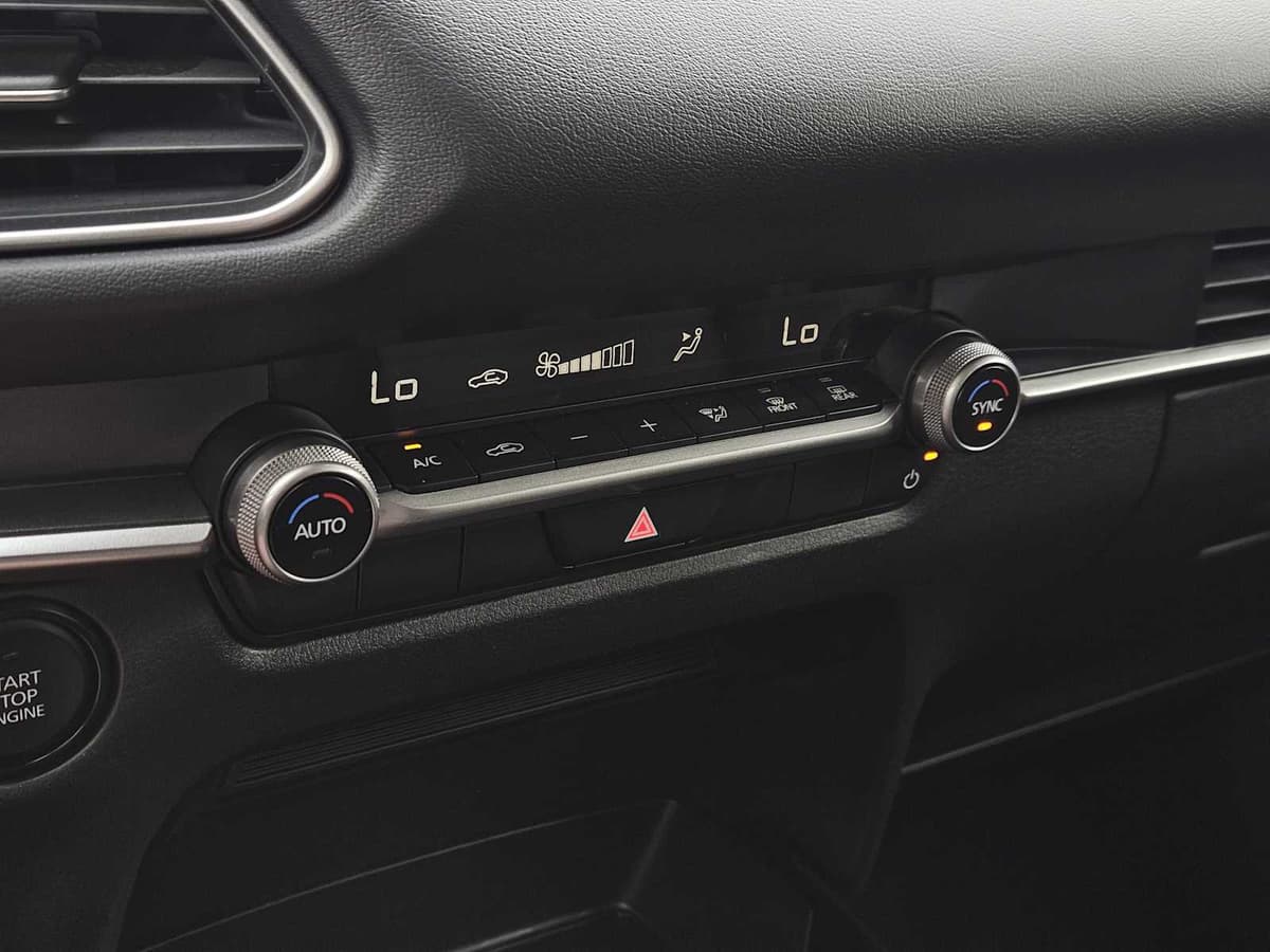 2025 Mazda CX-30 - Image 19