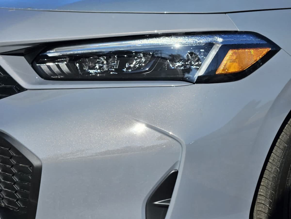 2026 Honda Civic Hybrid - Image 7