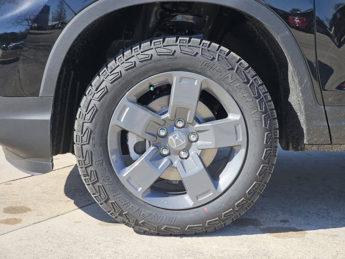 2026 Honda Ridgeline - Image 9