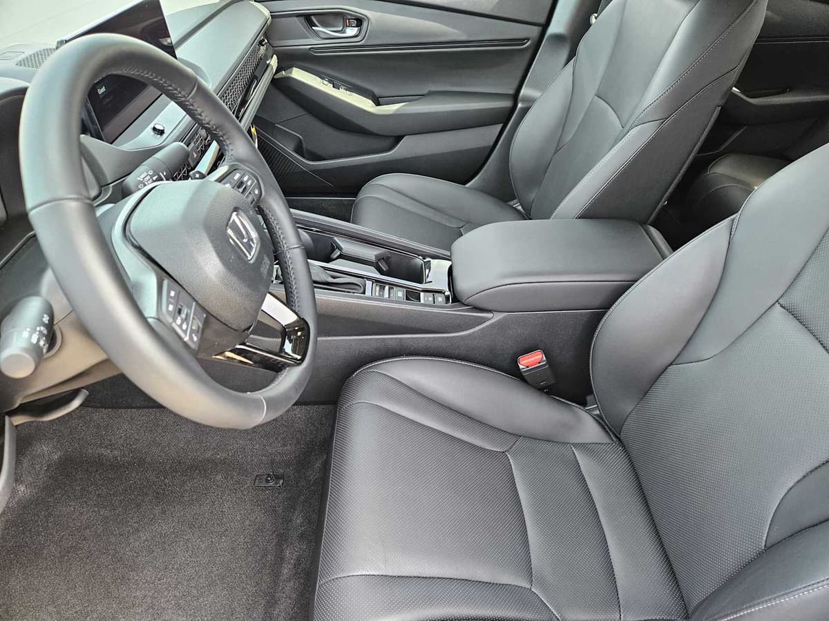 2025 Honda Accord - Image 11