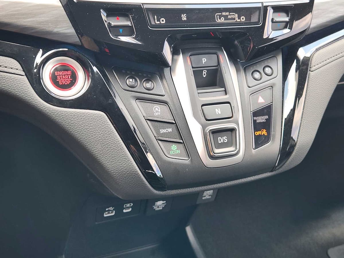 2026 Honda Odyssey - Image 19