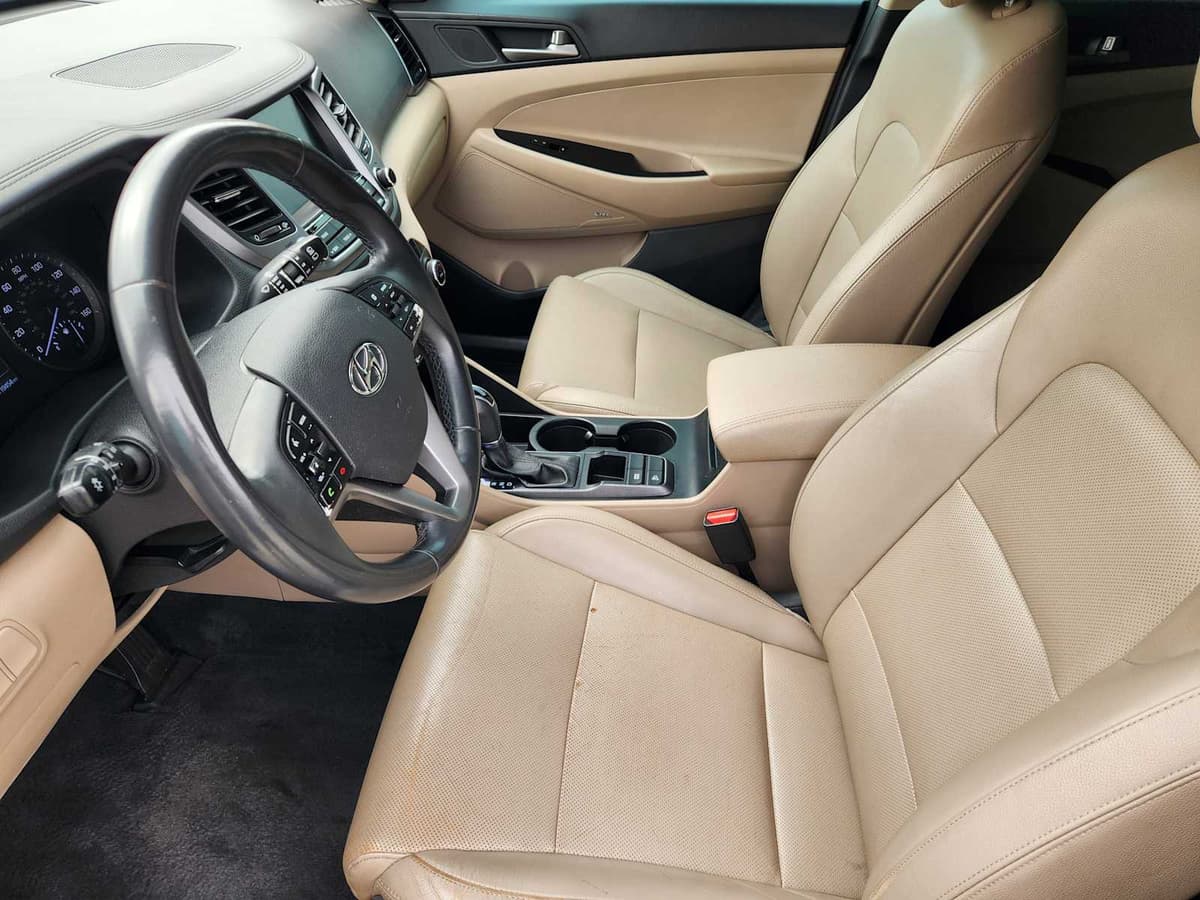 2018 Hyundai Tucson - Image 12