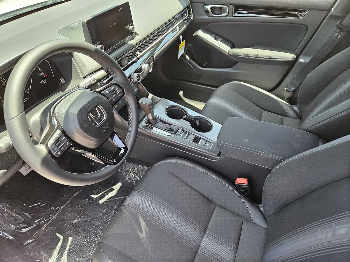 2026 Honda Civic Hybrid - Image 11