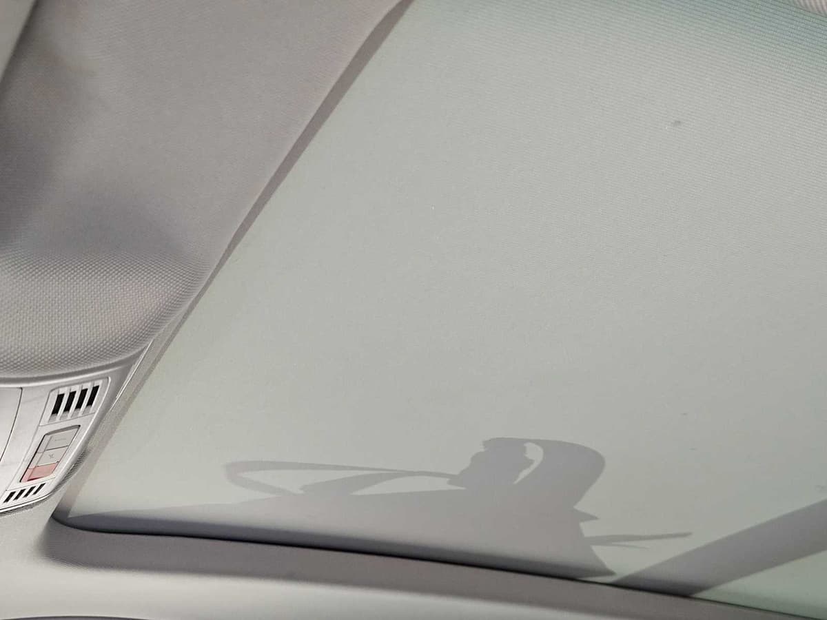 2023 Volkswagen Tiguan - Image 25