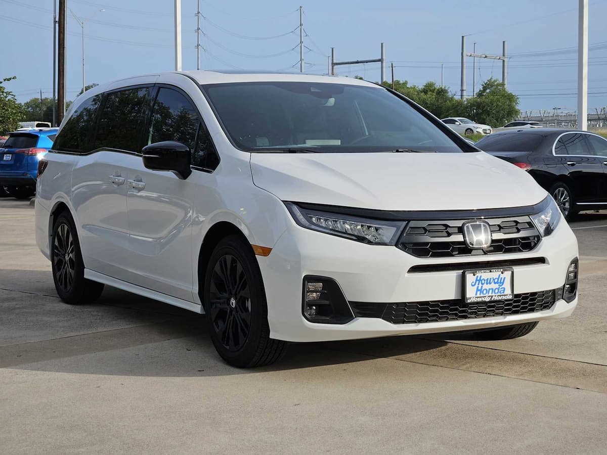 2026 Honda Odyssey - Image 3