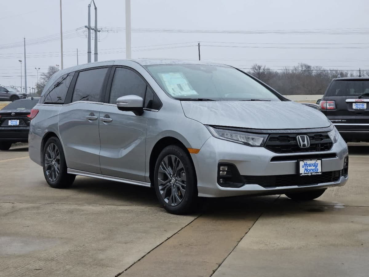 2026 Honda Odyssey - Image 3