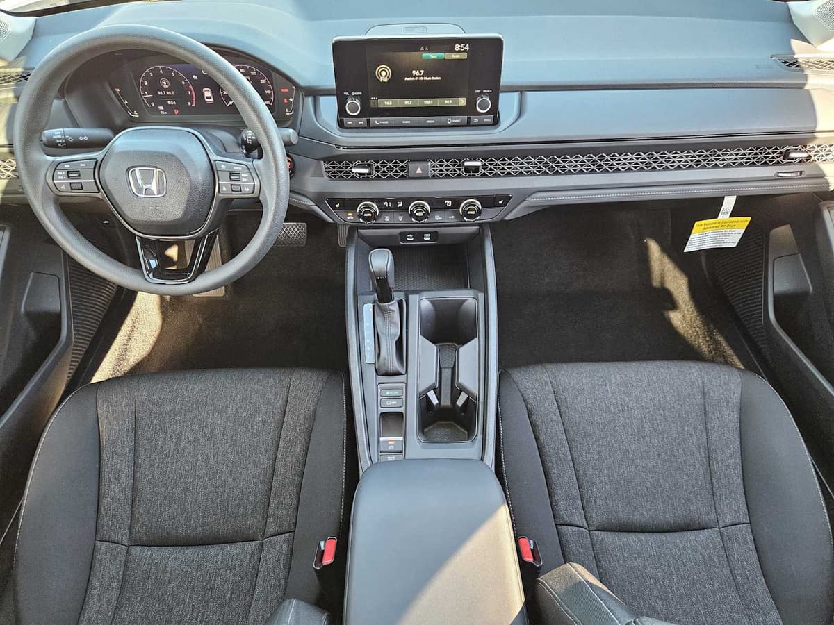 2025 Honda Accord - Image 24