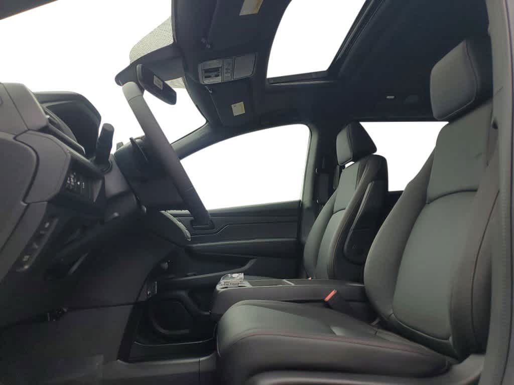 2026 Honda Odyssey - Image 10
