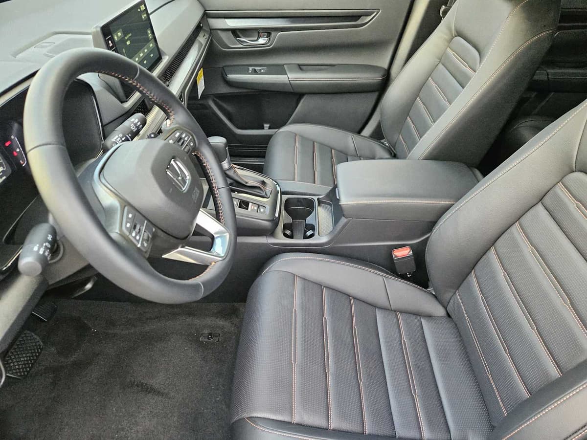 2026 Honda CR-V Hybrid - Image 13