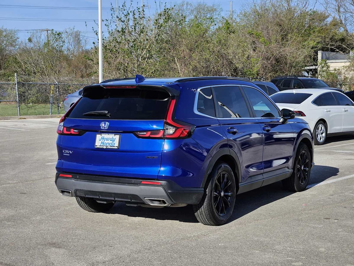 2024 Honda CR-V Hybrid - Image 6