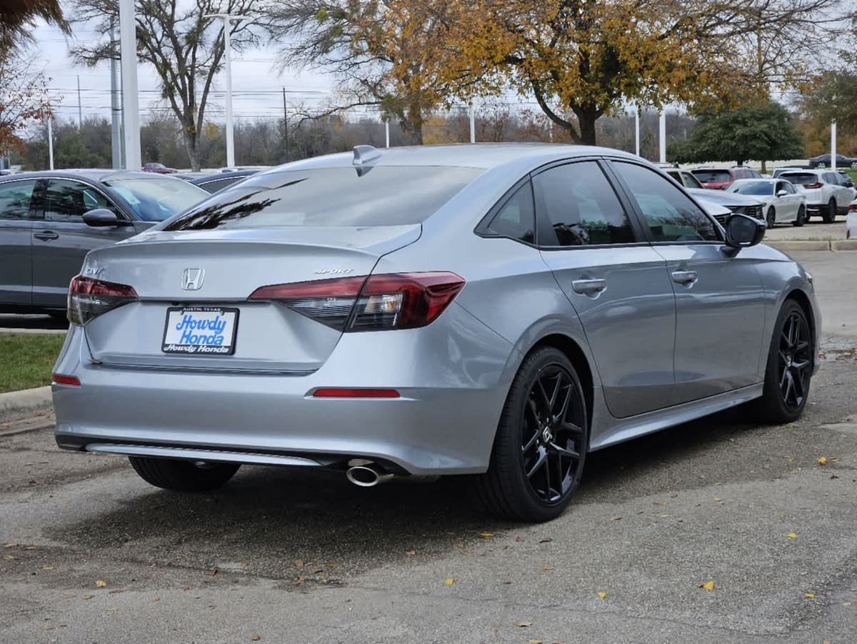 2026 Honda Civic - Image 6