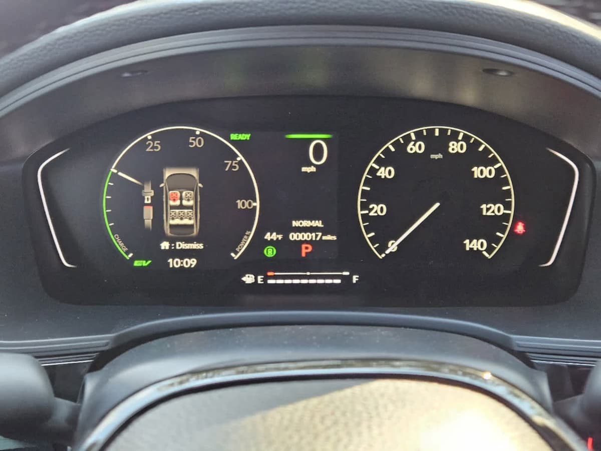 2025 Honda Civic Hybrid - Image 13