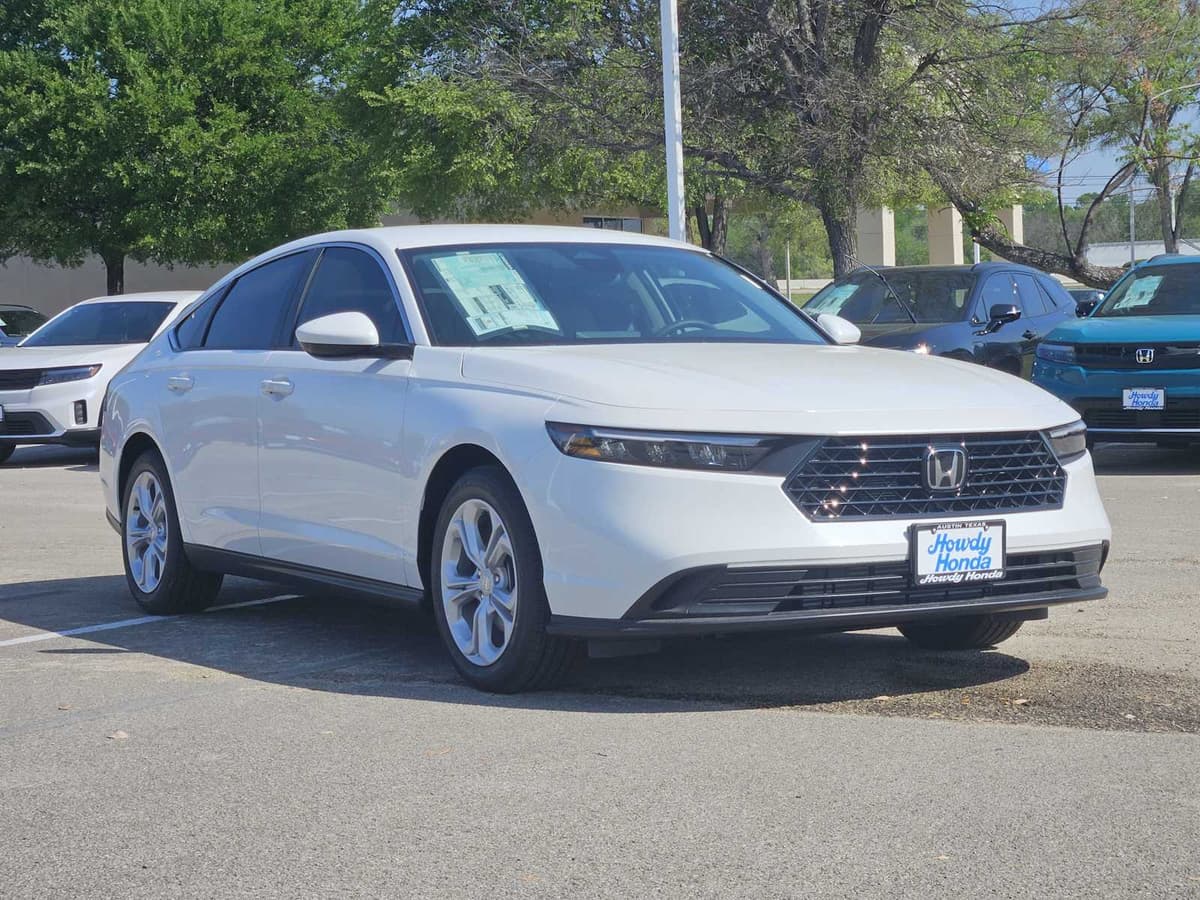 2025 Honda Accord - Image 3