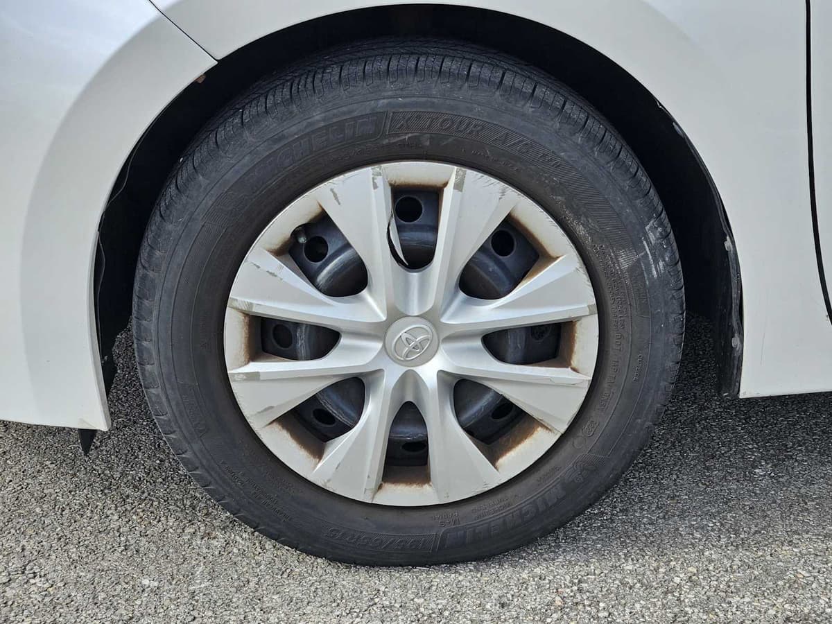 2014 Toyota Corolla - Image 9