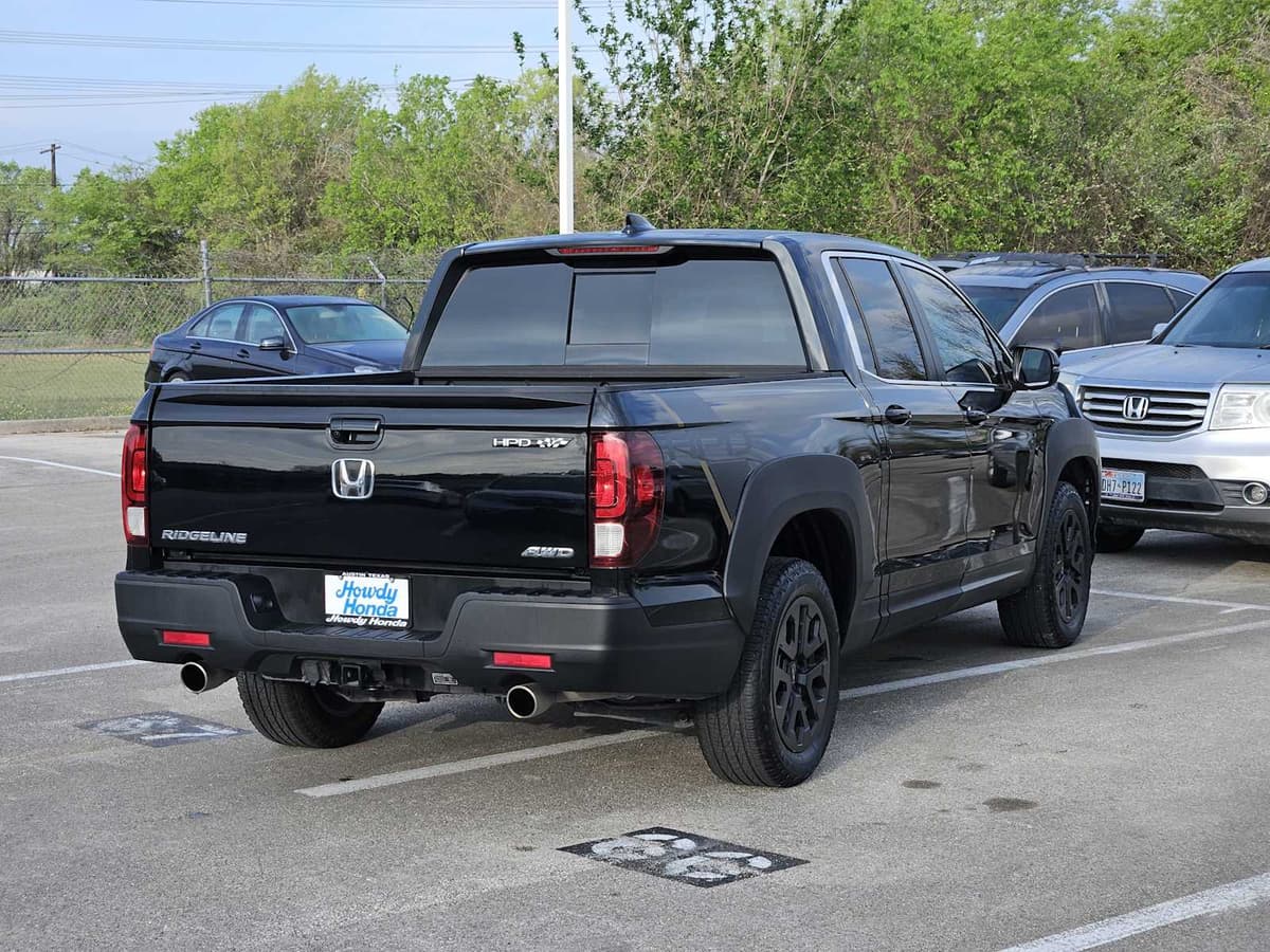 2023 Honda Ridgeline - Image 6