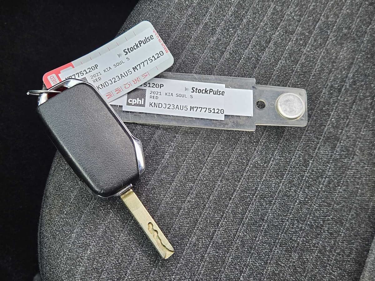 2021 Kia Soul - Image 31