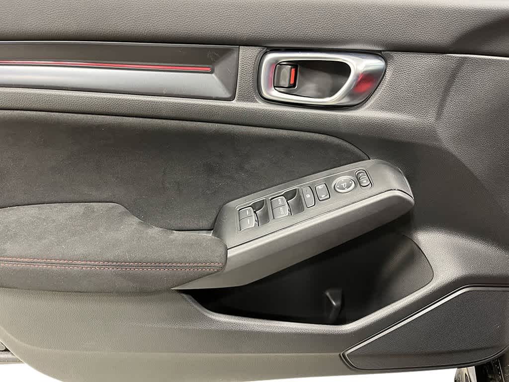 2026 Honda Civic Type R - Image 13