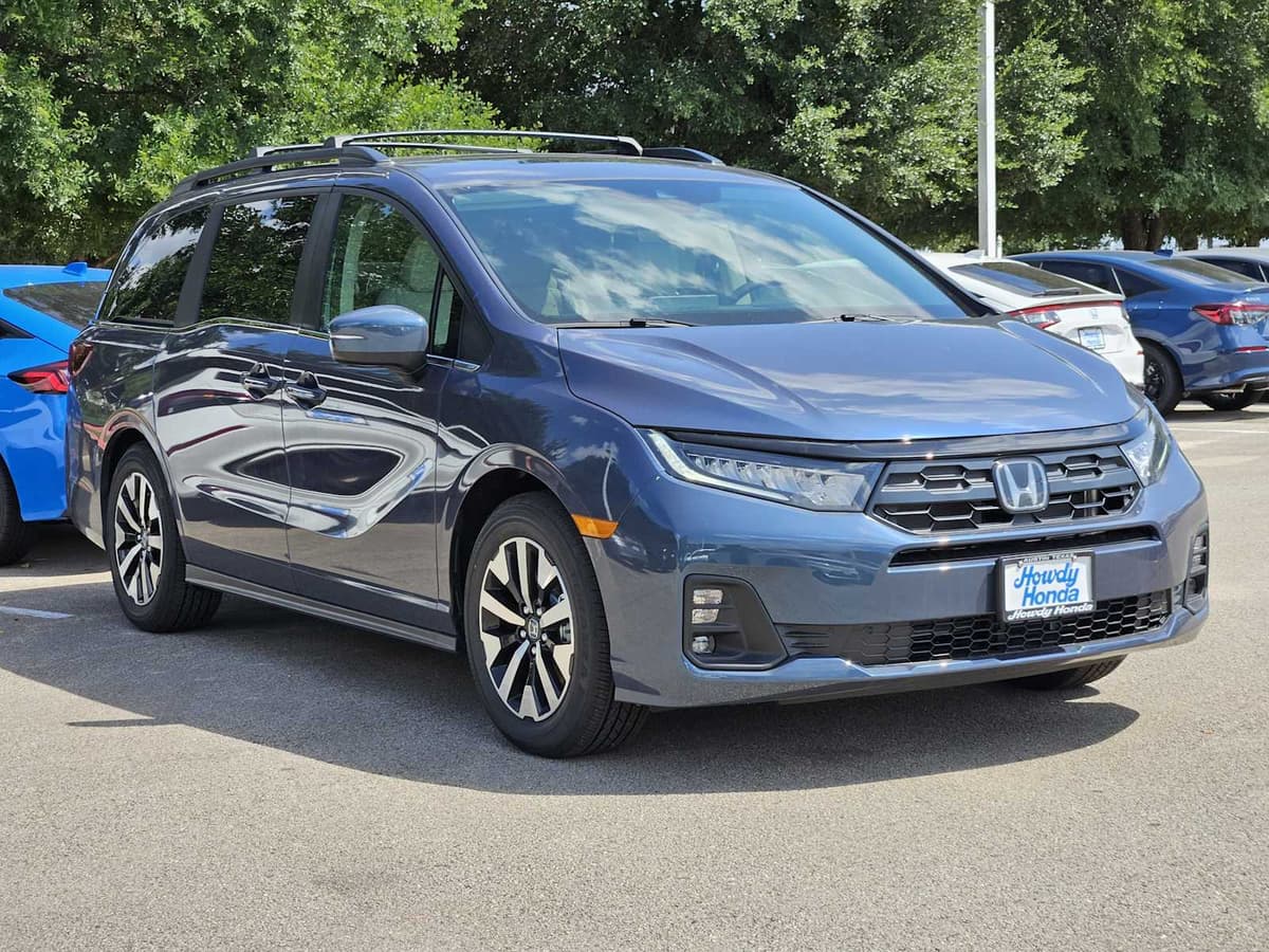 2026 Honda Odyssey - Image 3
