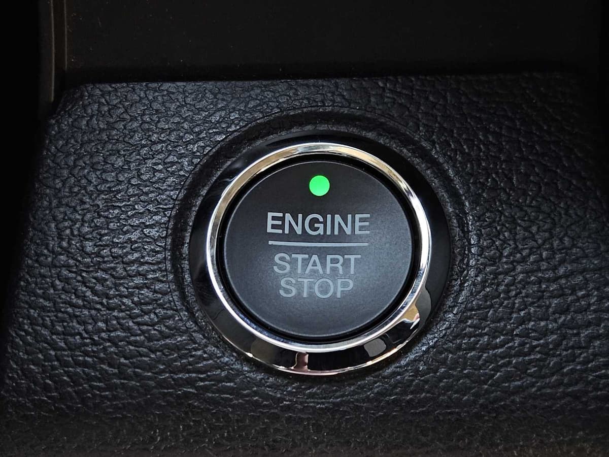 2021 Ford Super Duty F-250 Pickup - Image 21