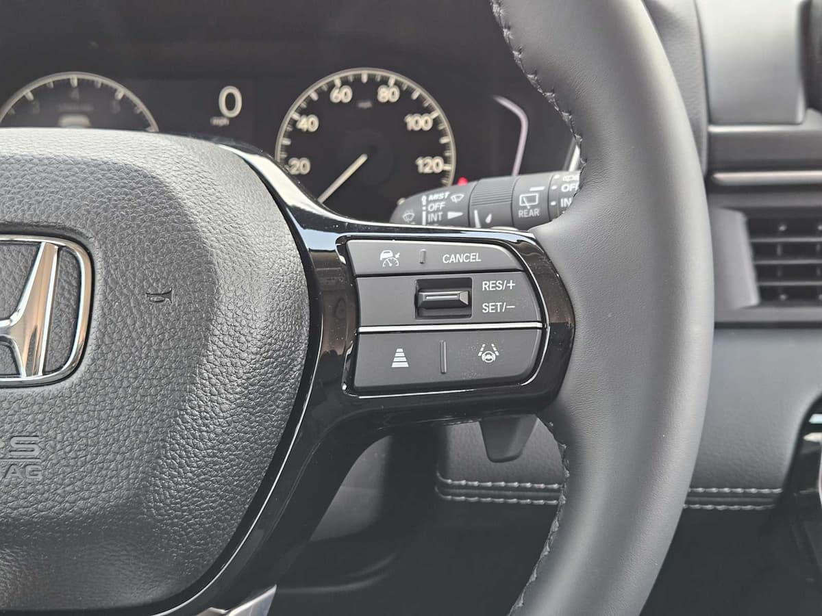 2025 Honda Pilot - Image 23