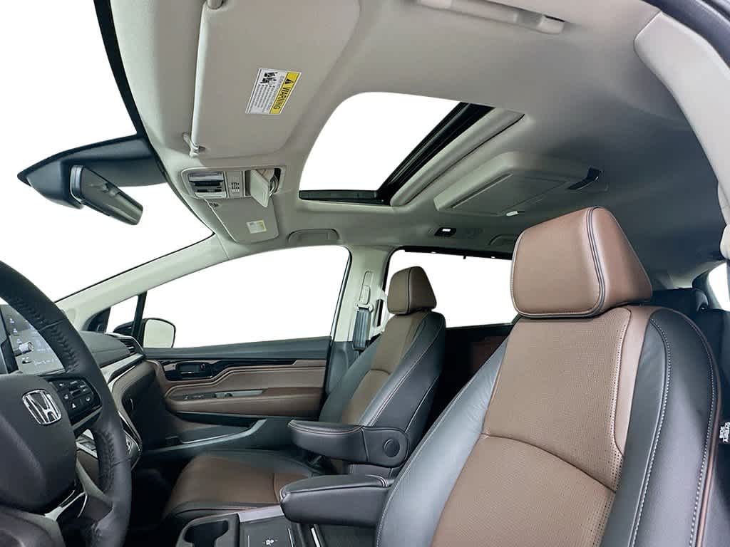 2026 Honda Odyssey - Image 20