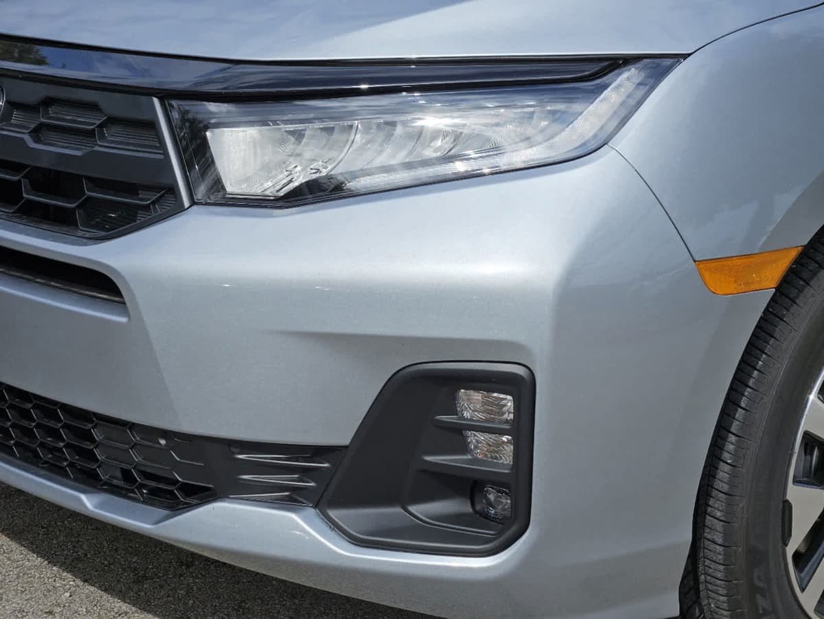 2026 Honda Odyssey - Image 6