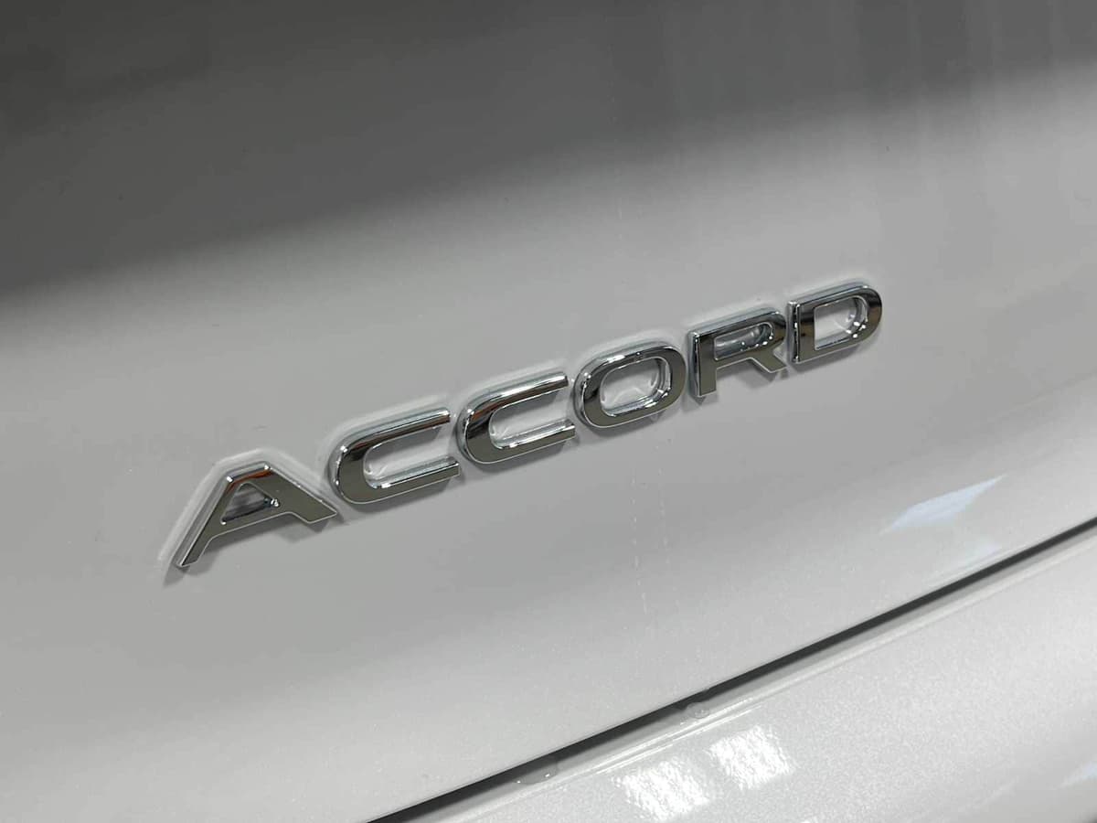 2026 Honda Accord Hybrid - Image 6