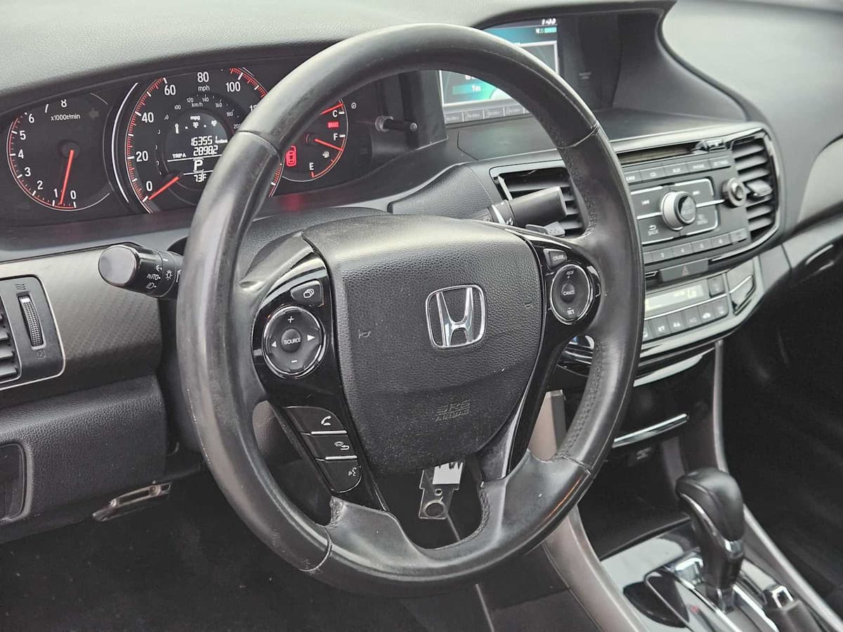 2017 Honda Accord Sedan - Image 2