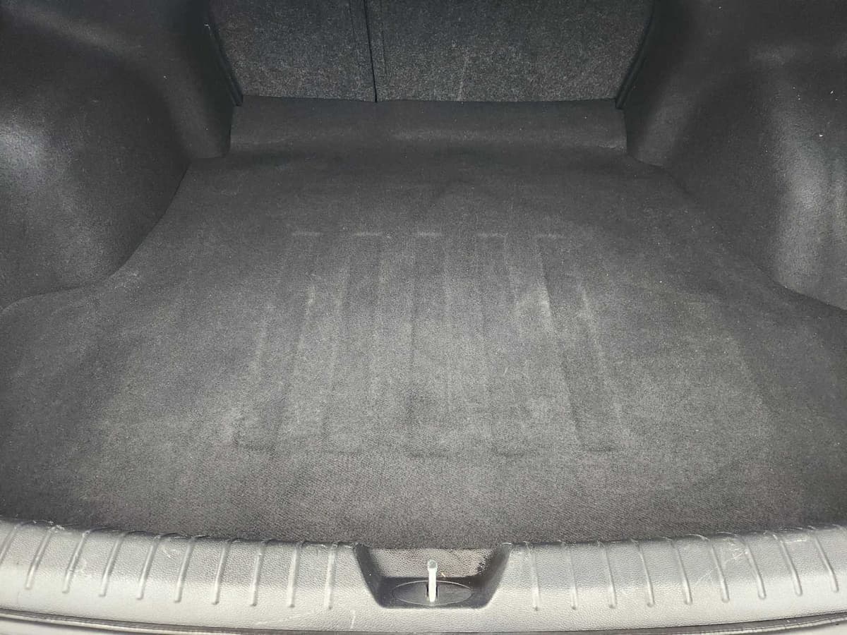 2018 Kia Optima - Image 32