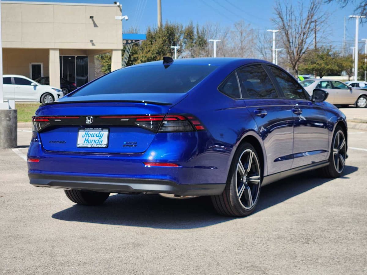 2026 Honda Accord Hybrid - Image 5