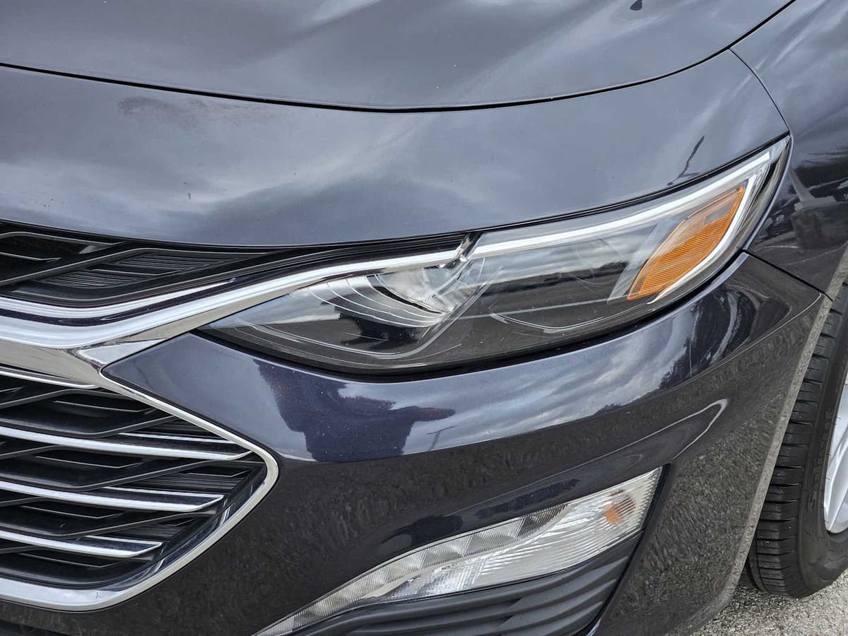 2023 Chevrolet Malibu - Image 7