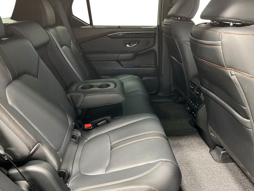 2026 Honda Passport - Image 24