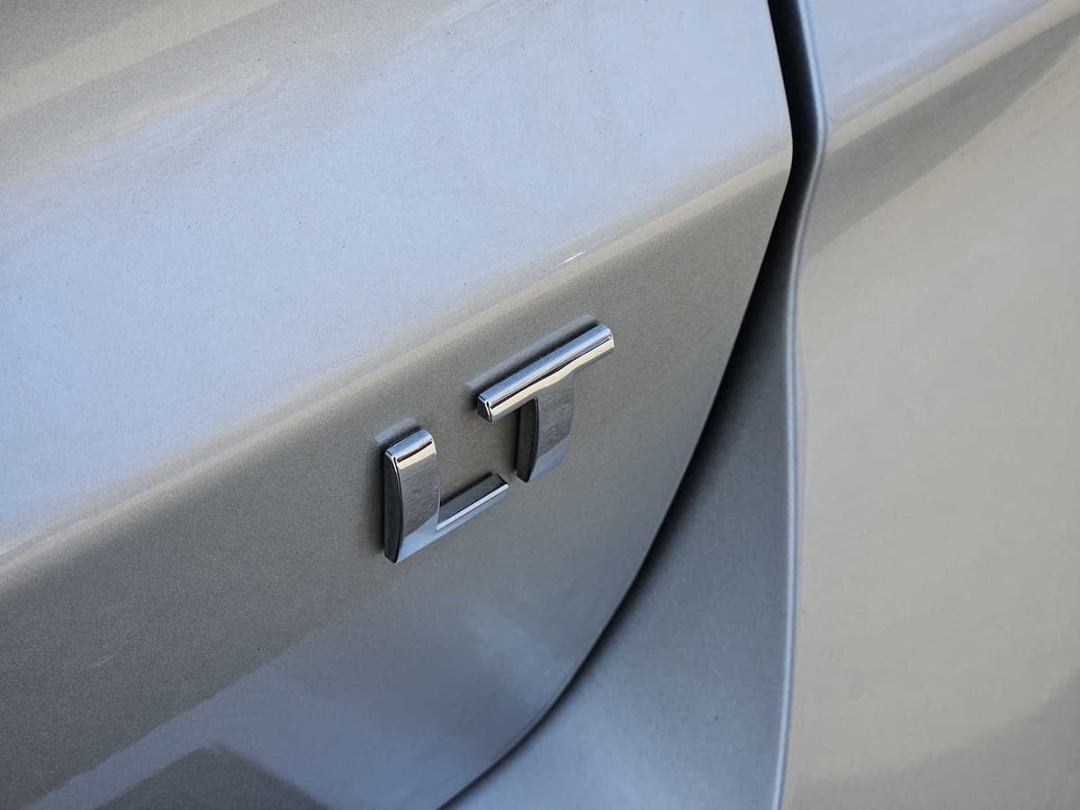 2017 Chevrolet Traverse - Image 12