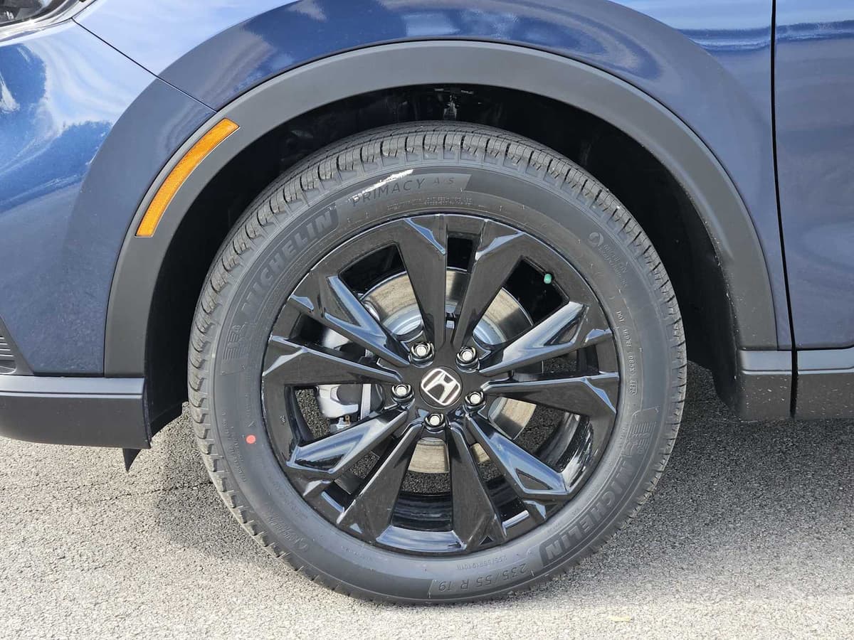 2026 Honda CR-V Hybrid - Image 8