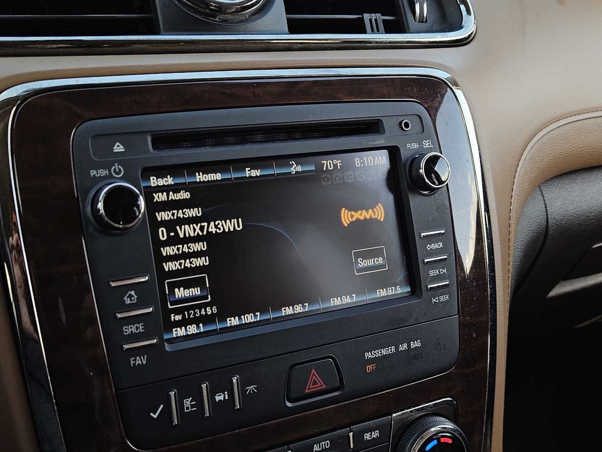 2015 Buick Enclave - Image 17