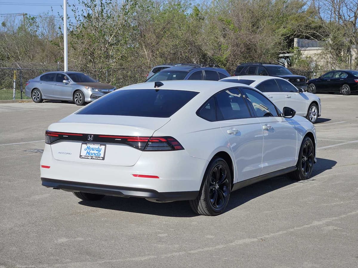 2025 Honda Accord - Image 6