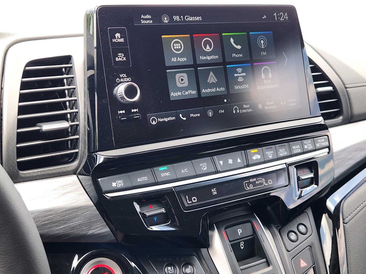 2026 Honda Odyssey - Image 17