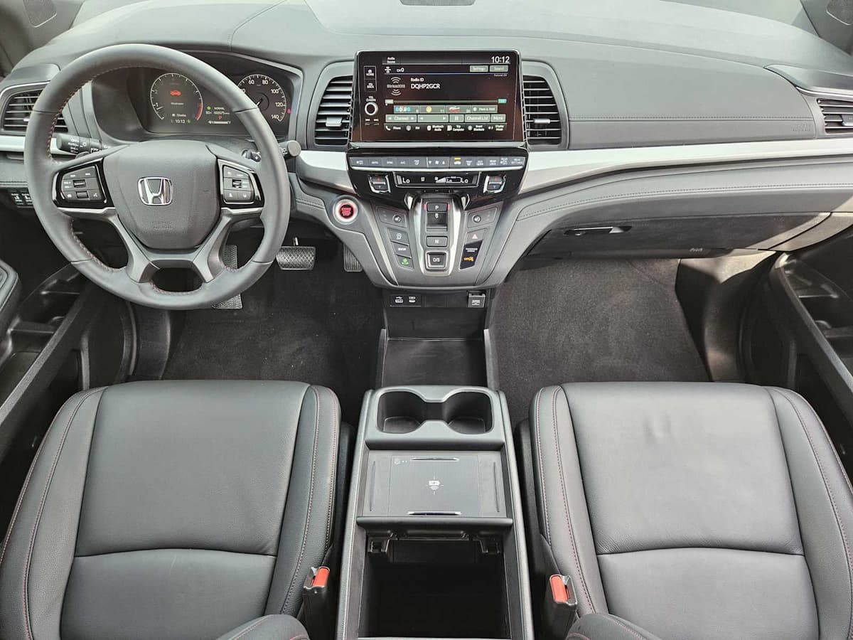 2026 Honda Odyssey - Image 25