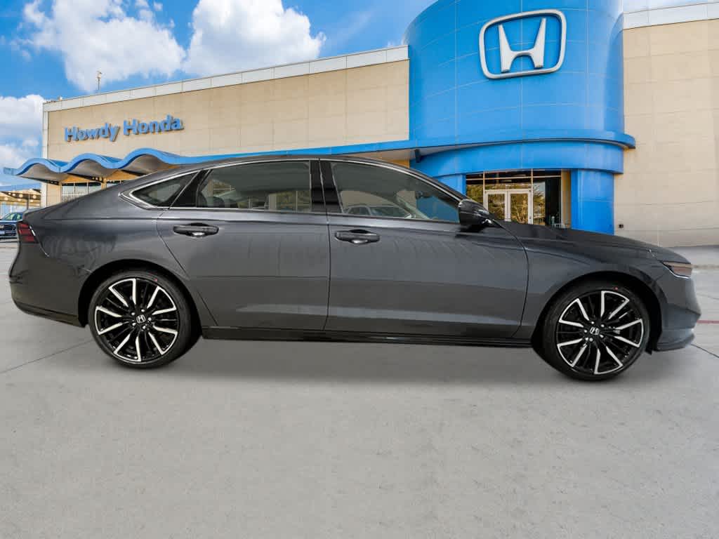 2026 Honda Accord Hybrid - Image 8