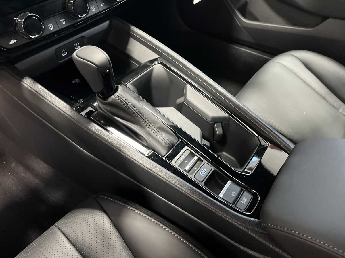 2026 Honda Accord Hybrid - Image 15