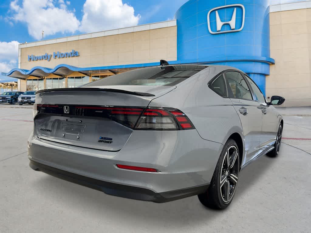 2026 Honda Accord Hybrid - Image 5